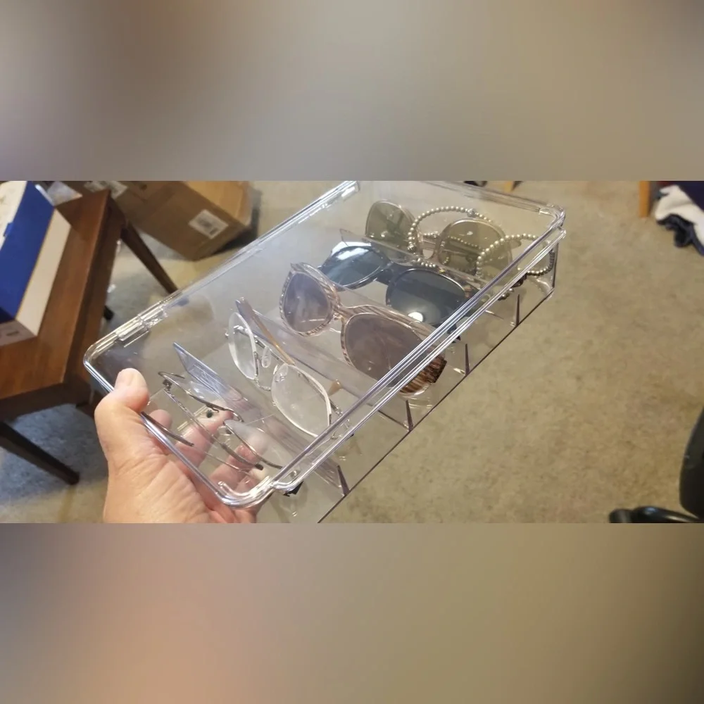 Clear Sunglasses Organizer with Multiple Compartments